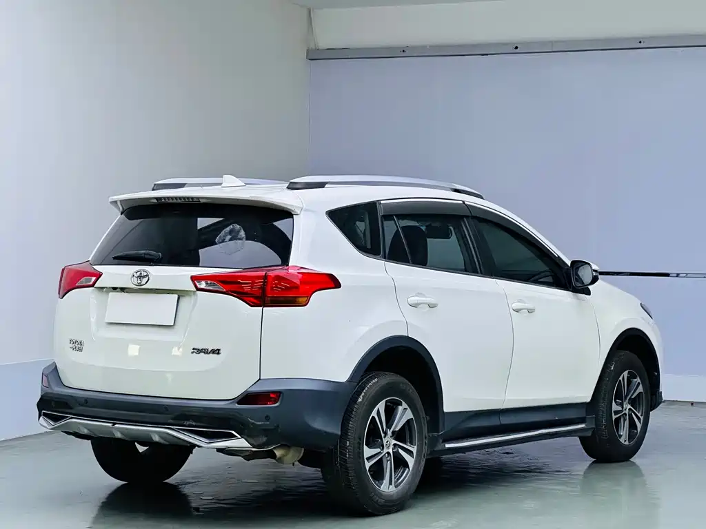 Toyota RAV4 2016