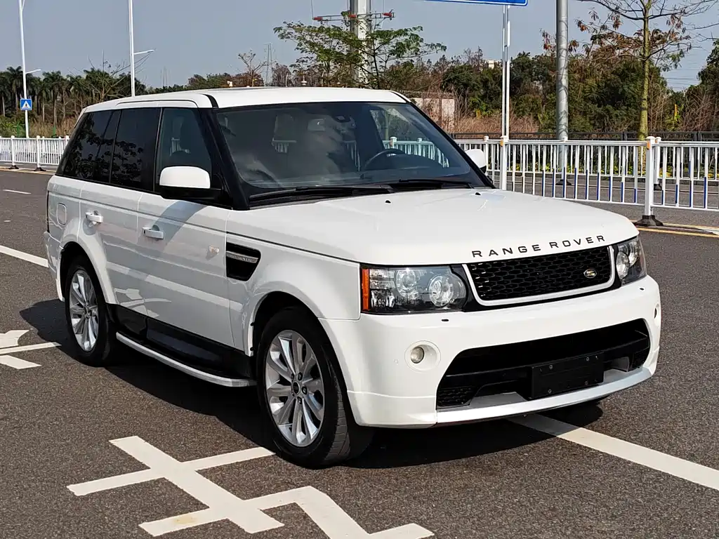 Land Rover Sport 2011 — фото 3