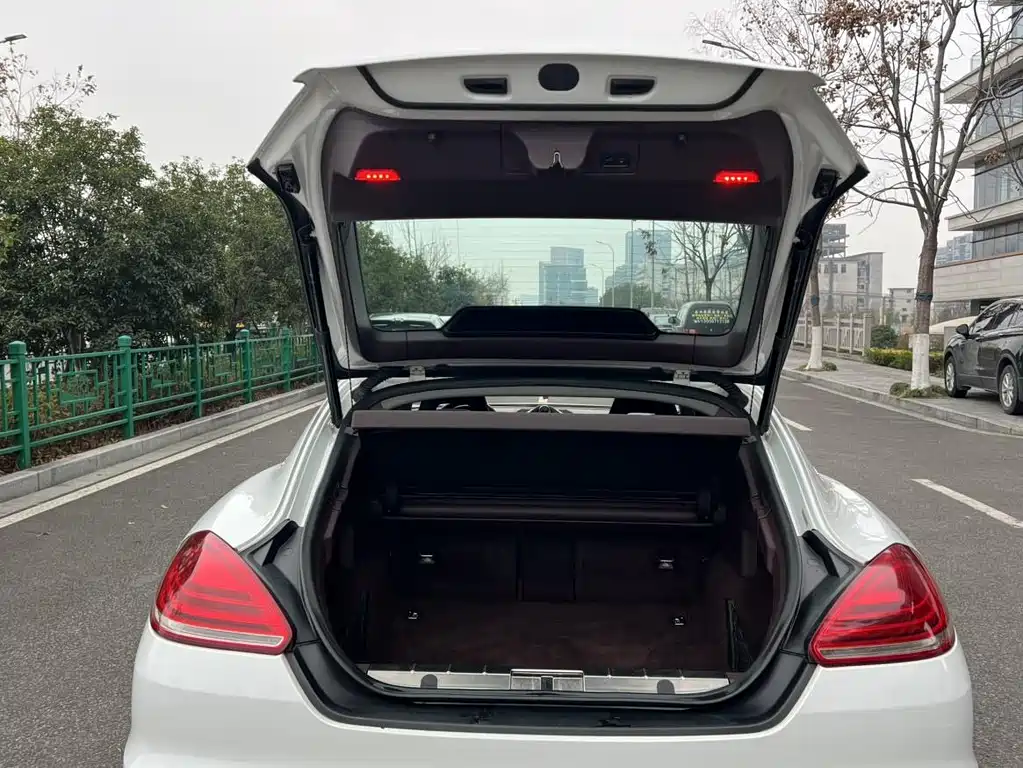Porsche Panamera 2015 — фото 17