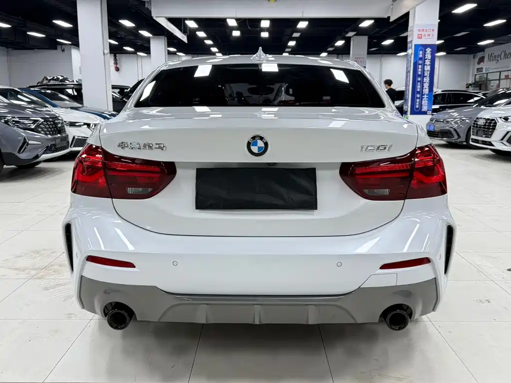 BMW 1 Series 2023