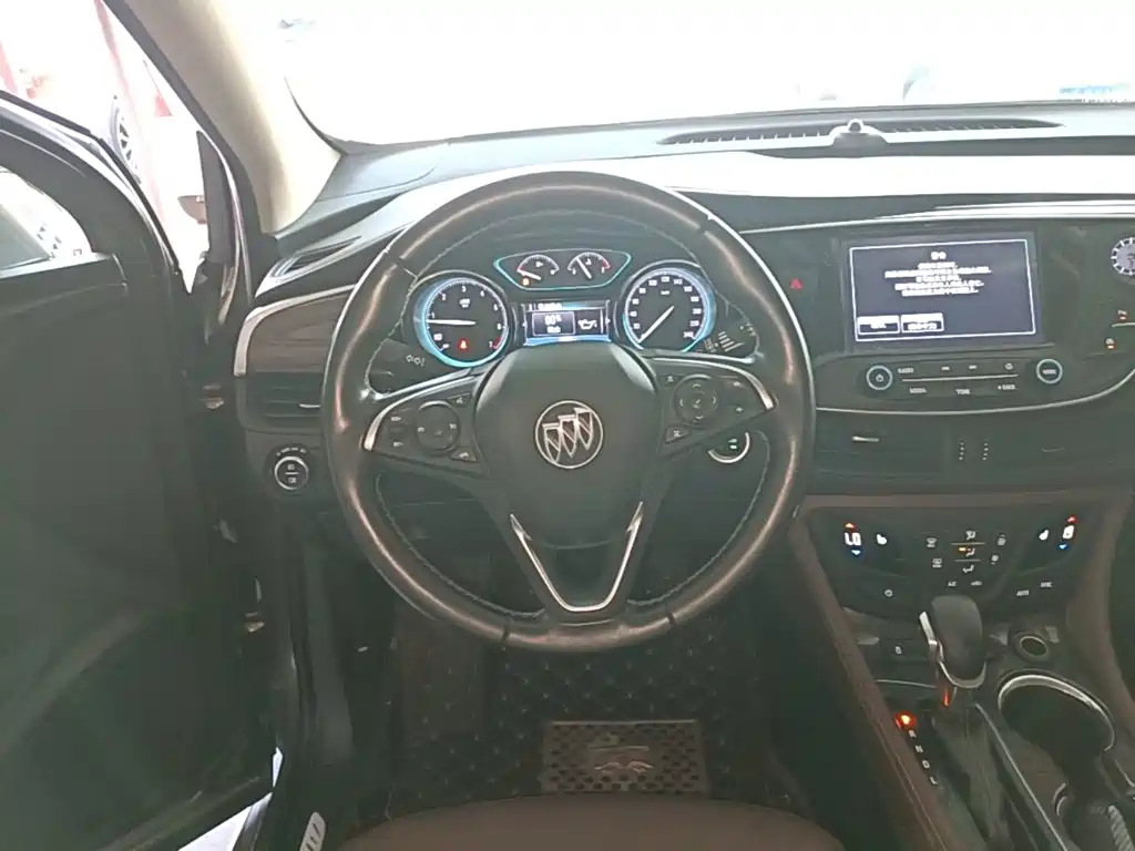 Buick Envision Plus 2017 — фото 11