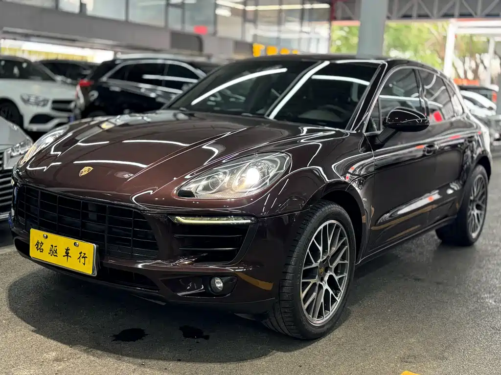 Porsche Macan 2015 — фото 1
