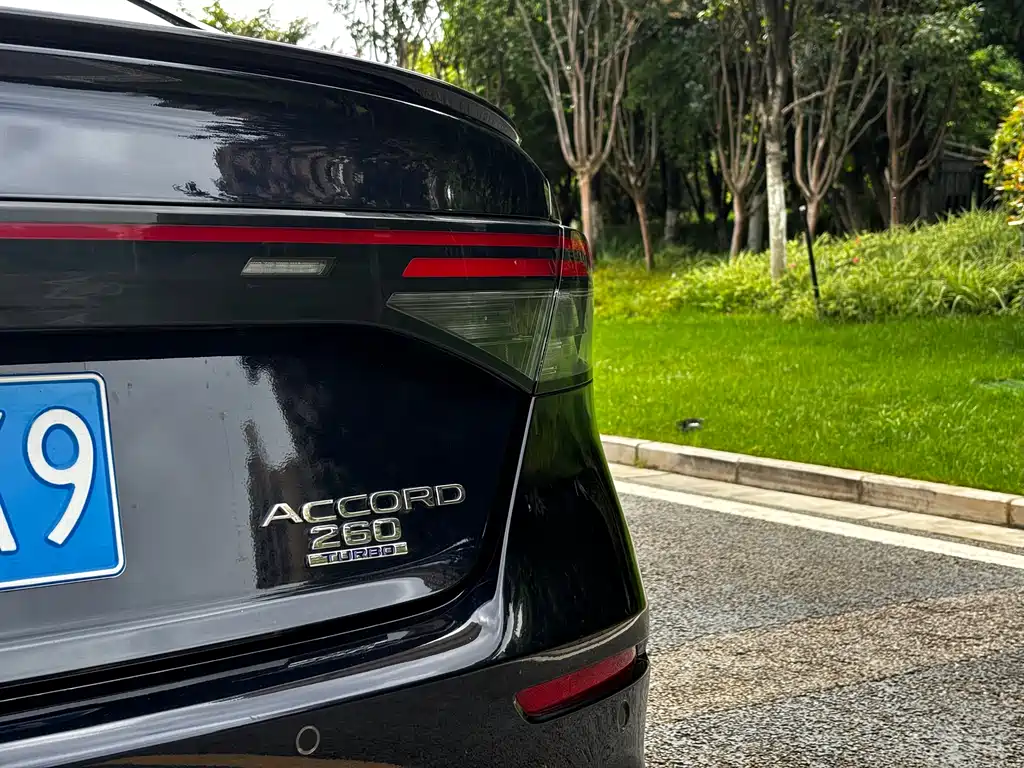Honda Accord 2024 — фото 18