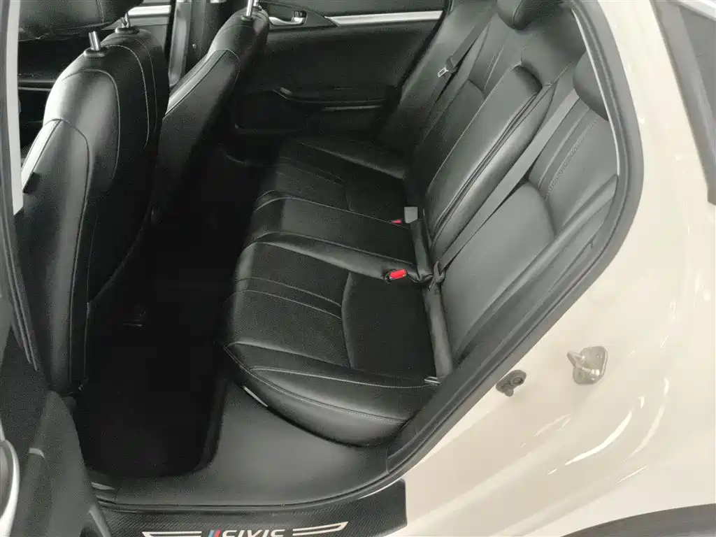 Honda Civic 2020 — фото 14