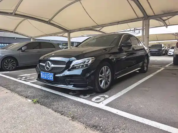 Mercedes-Benz C-Class 2021