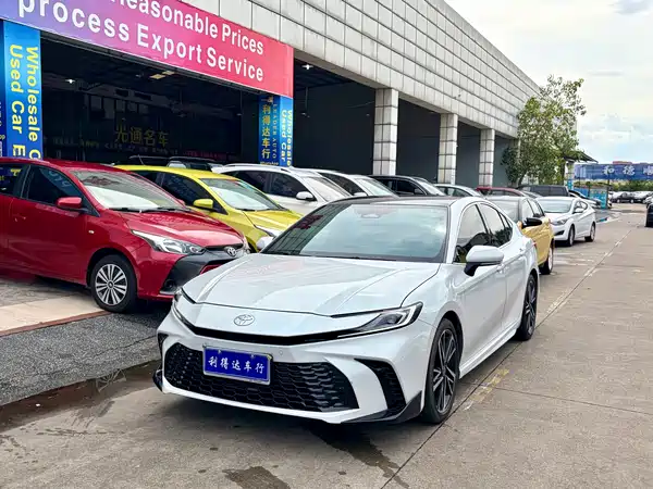 Toyota Camry 2024