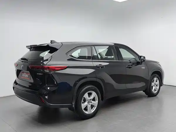 Toyota Highlander 2022