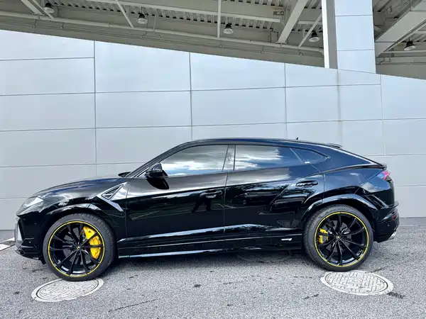 Lamborghini Urus 2026
