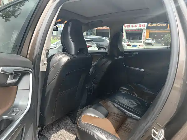 Volvo XC60 2014