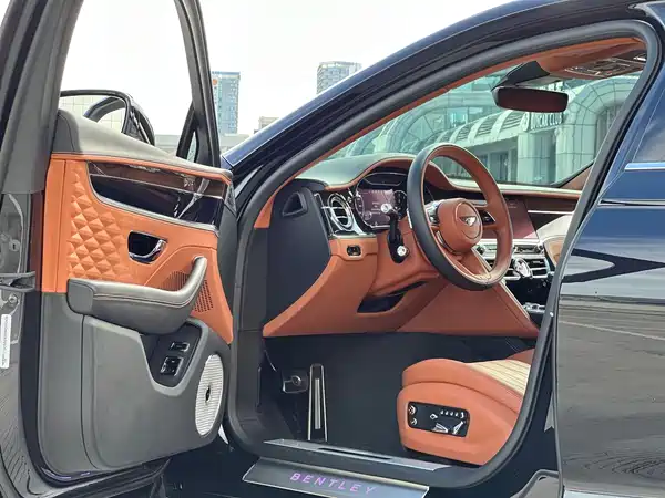 Bentley Flying Spur 2022