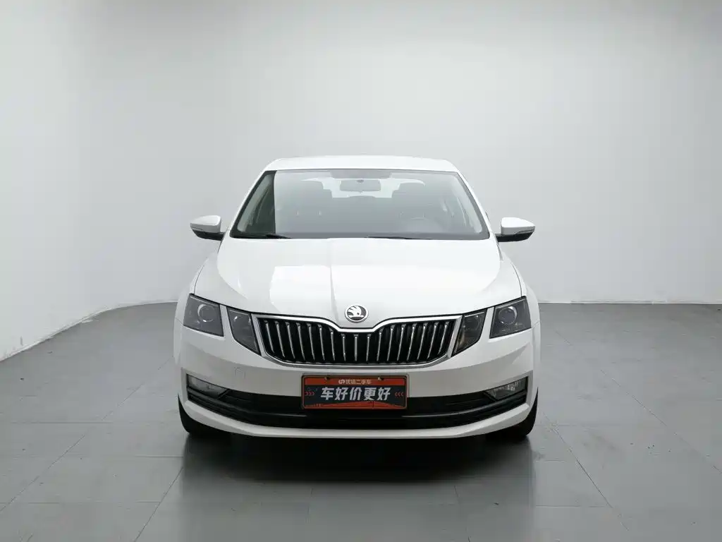 Skoda Octavia 2019 — фото 3