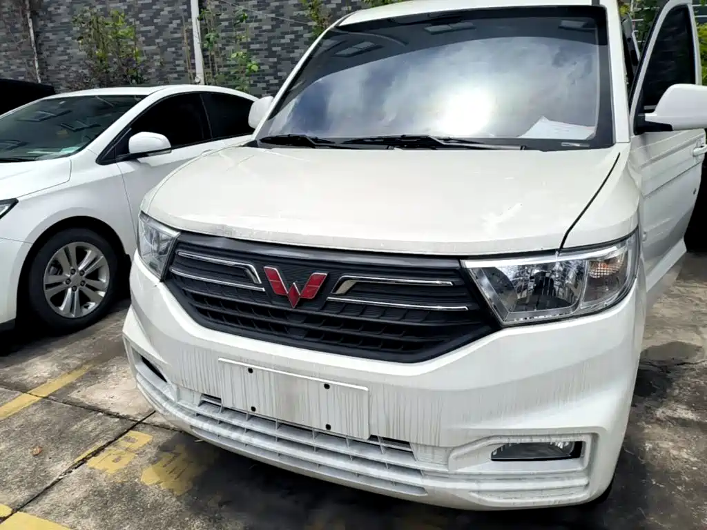 Wuling Hongguang V 2023