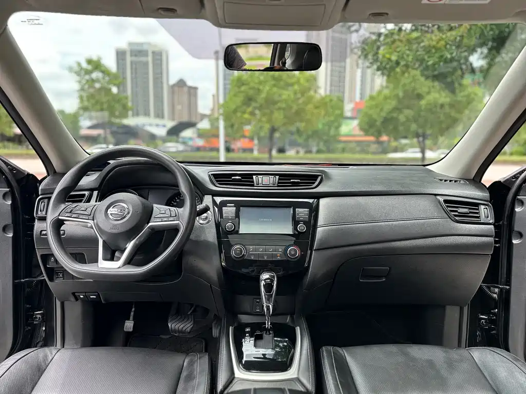Nissan X-Trail 2017 — фото 13