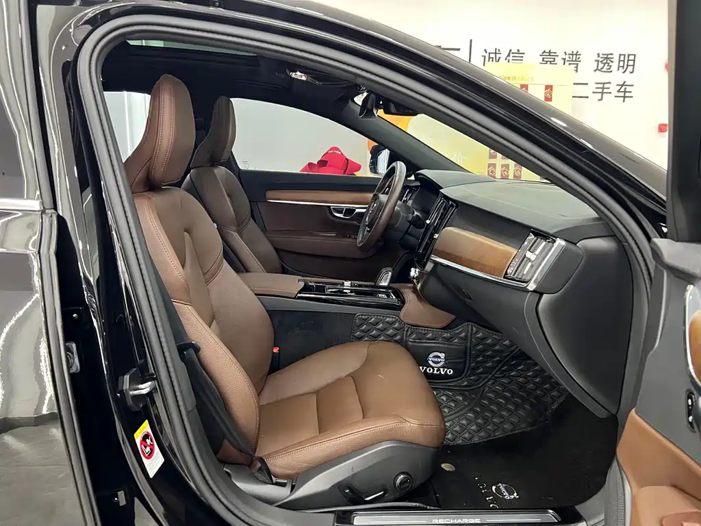 Volvo S90 PHEV 2021 — фото 10