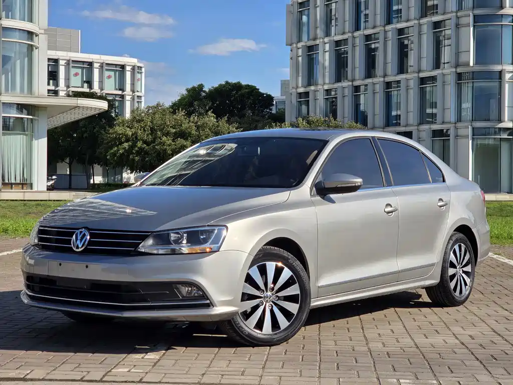 Volkswagen Sagitar 2017