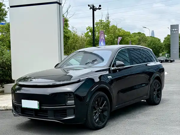 Li Auto L8 2023