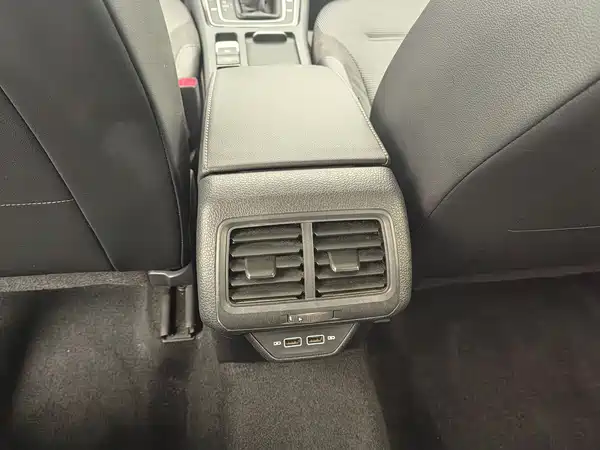 Volkswagen Golf 2020