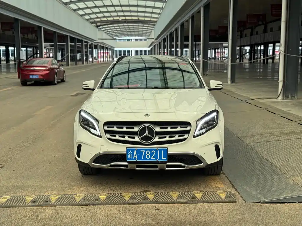 Mercedes-Benz GLA 2017 — фото 2