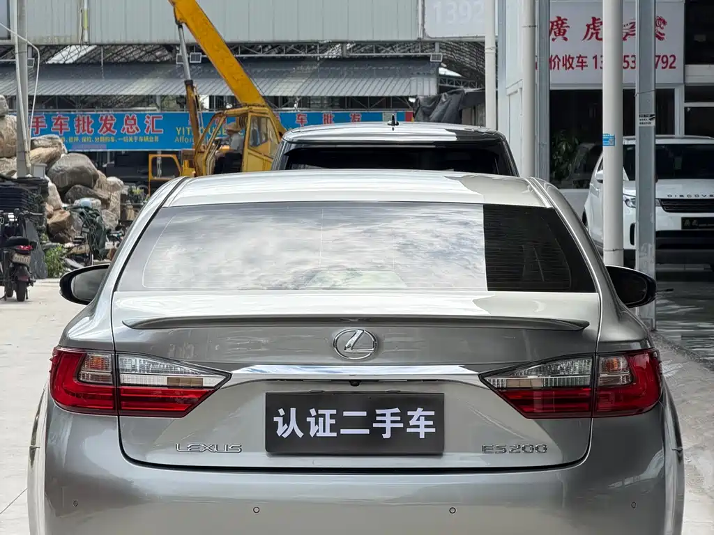 Lexus ES 2015
