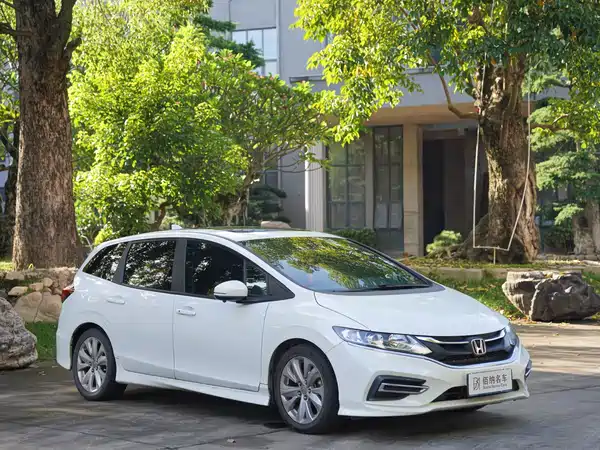 Honda Jade 2019