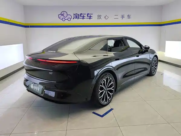 Zeekr 007 2024