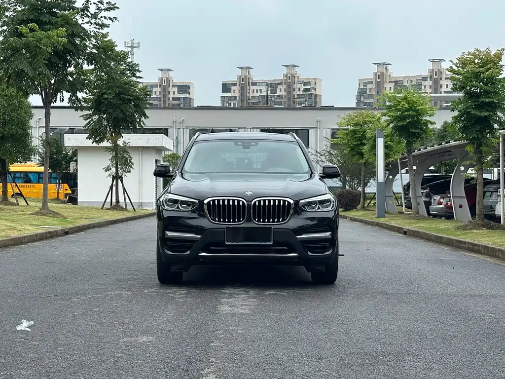 BMW X3 2021