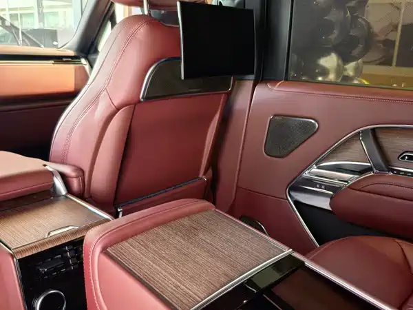 Land Rover Range Rover 2026