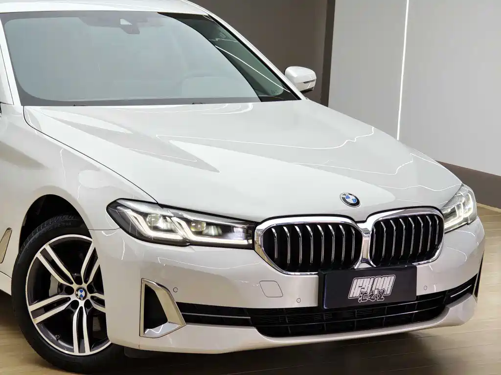 BMW 5 Series 2023