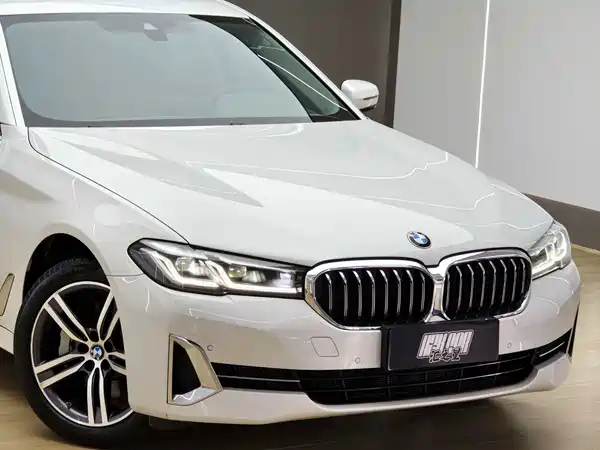 BMW 5 Series 2023