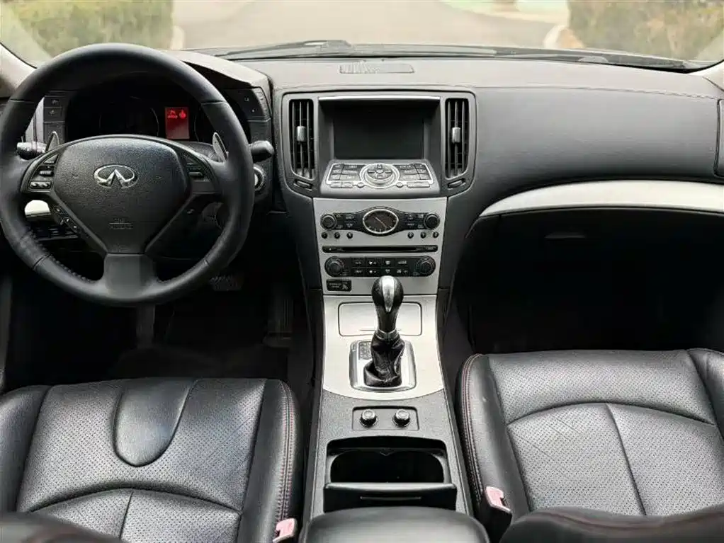 Infiniti G 2009