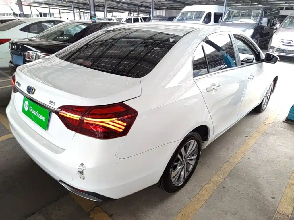 Geely Emgrand 2018