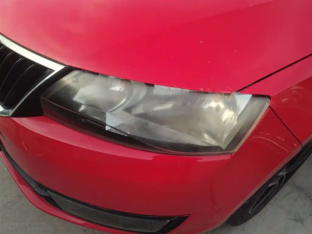 Skoda Rapid Spaceback 2014 — фото 24
