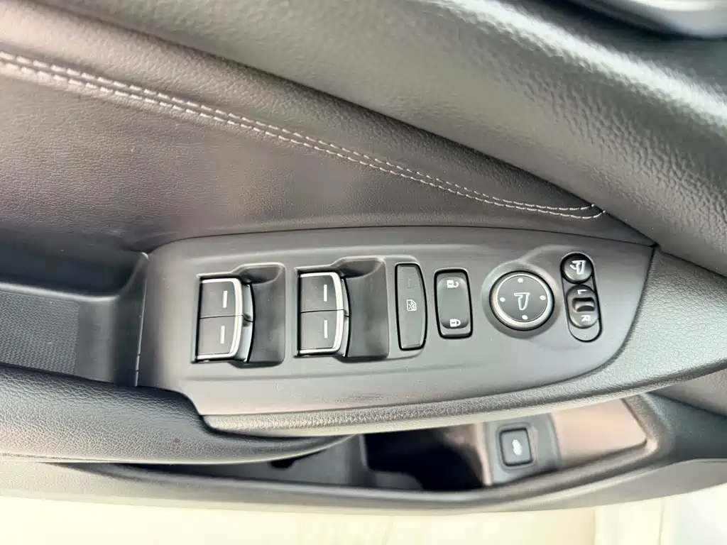 Honda Accord 2023 — фото 8