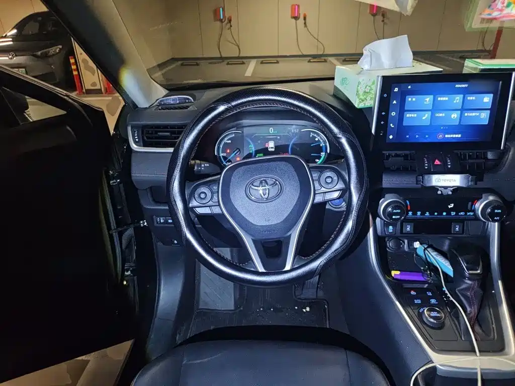 Toyota RAV4 Rongfang Dual Engine E+ 2021 — фото 6