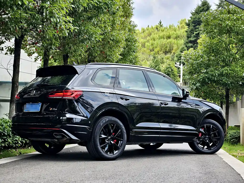 Volkswagen Touareg 2019 — фото 14