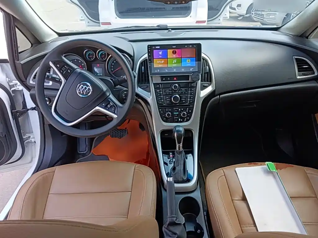 Buick Excelle GT 2015 — фото 10