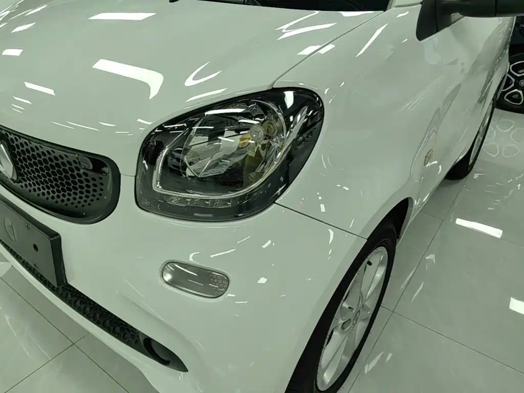 smart fortwo 2016 — фото 24