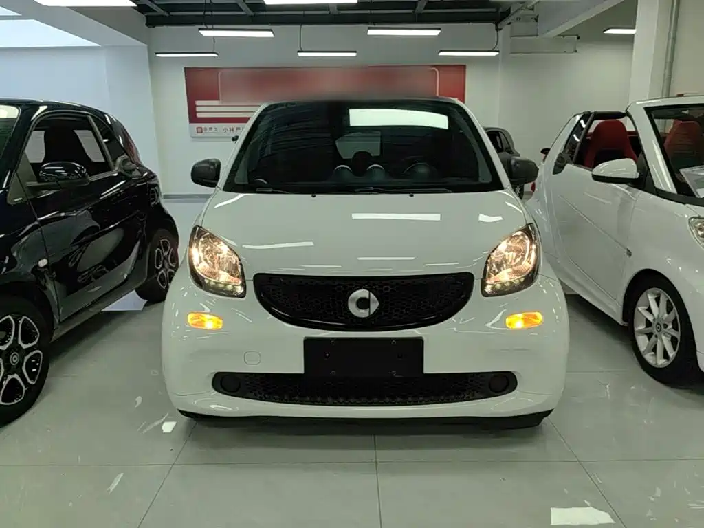 smart fortwo 2016 — фото 3