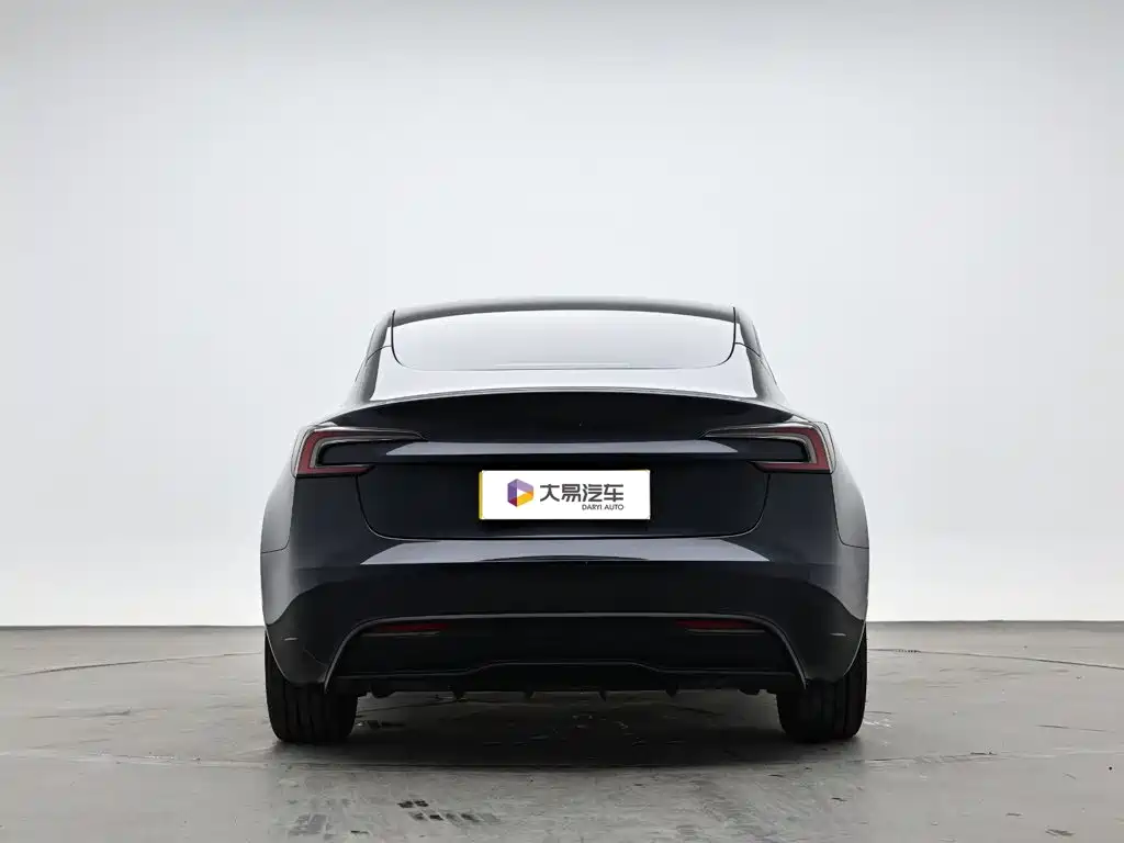 Tesla Model 3 2024 — фото 4