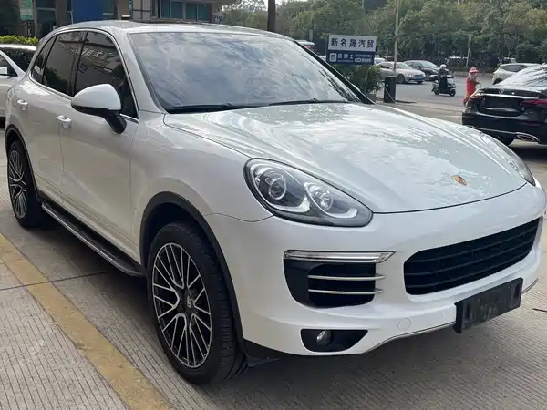 Porsche Cayenne 2016
