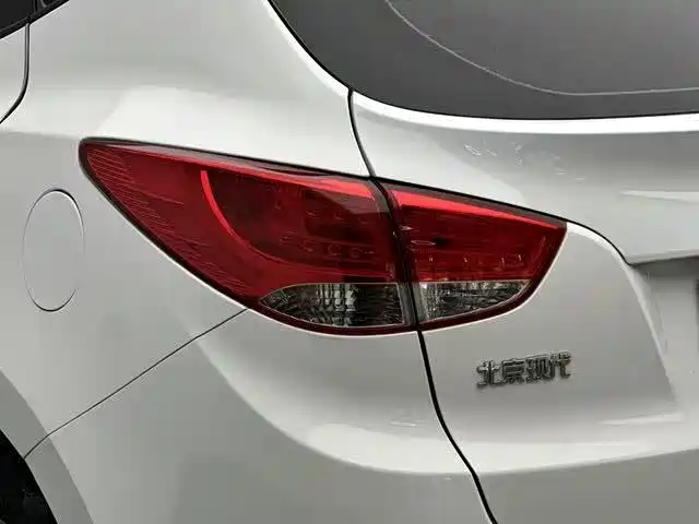 Hyundai ix35 2015 — фото 14