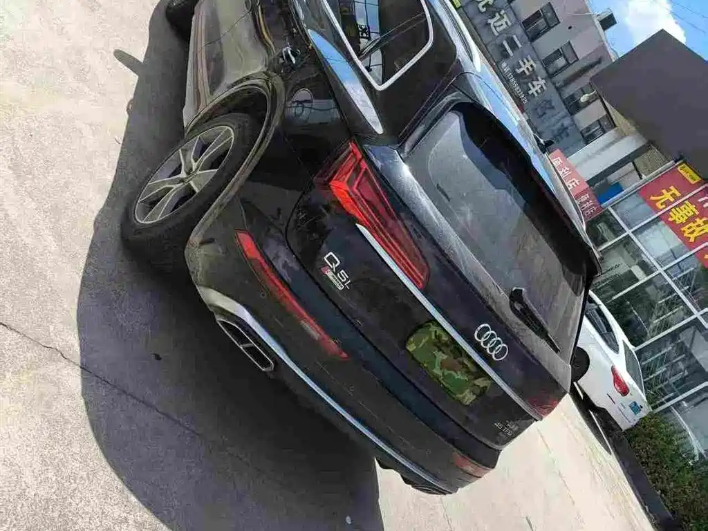 Audi Q5L 2023 — фото 3