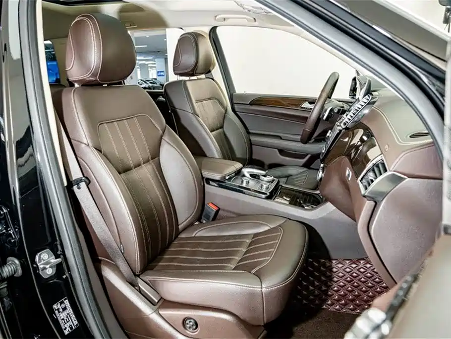 Mercedes-Benz GLS 2019 — фото 21