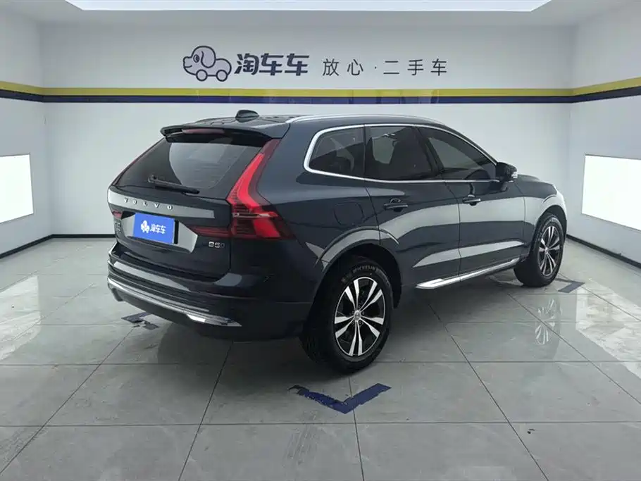 Volvo XC60 2024 — фото 3