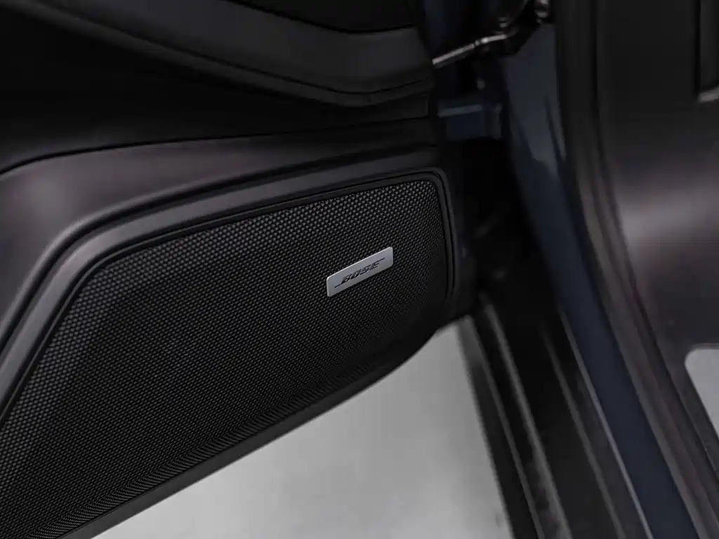 Porsche Panamera 2018 — фото 16