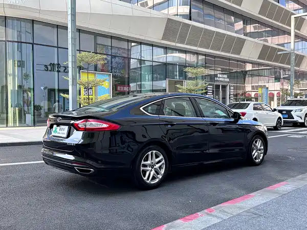Ford Mondeo 2013