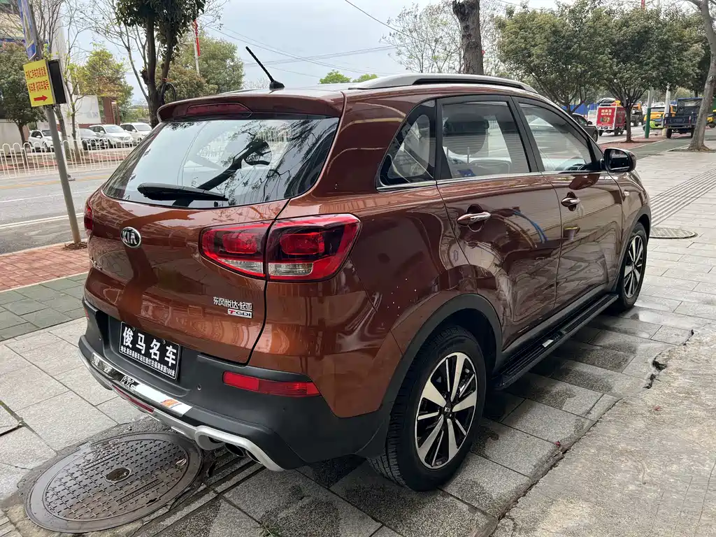 Kia KX3 2016 — фото 4