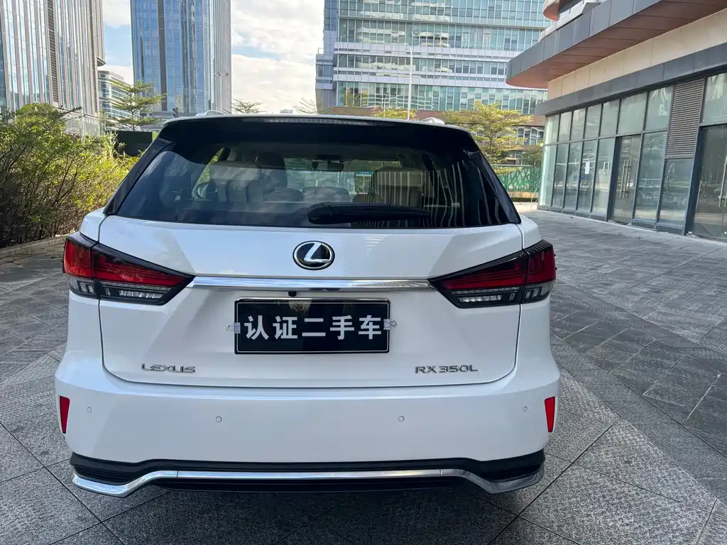 Lexus RX 2025 — фото 11