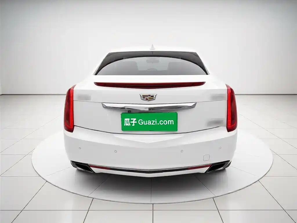 Cadillac XTS 2017 — фото 6