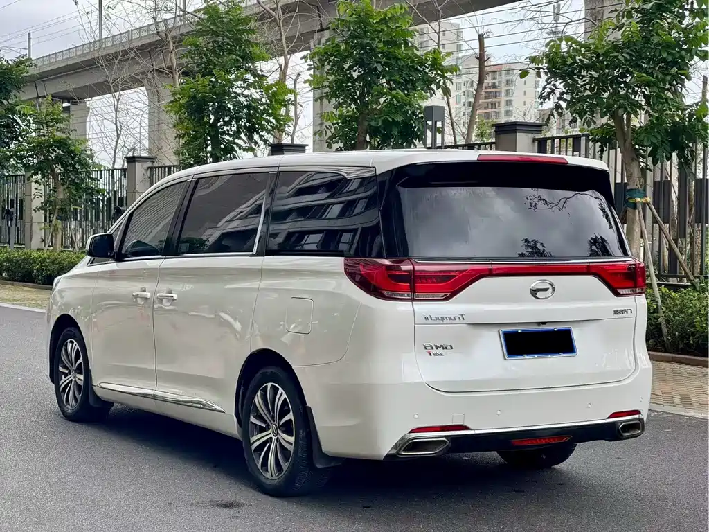 GAC Motor Trumpchi M8 2018 — фото 7